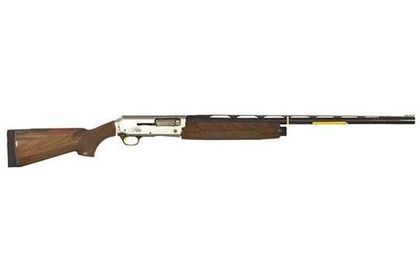 Browning Silver Gen 1: 12 Gauge Semi-Auto Shotgun, Hardwood Stock