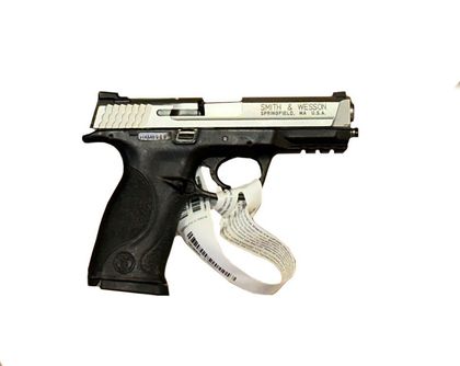 Smith & Wesson M&P 40 Gen 1 - Reliable .40 S&W Semi-Auto LE Pistol