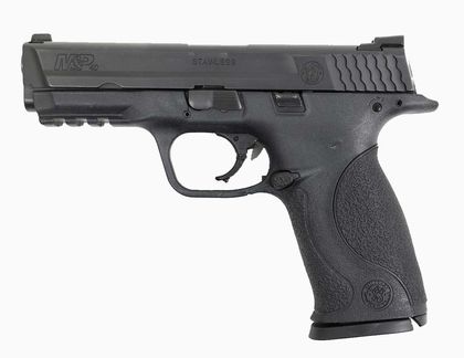 Smith & Wesson M&P40 Gen 1 .40 S&W Pistol - Black, Ergonomic Design